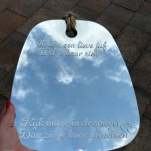 Spiegel bedankt juf, meester